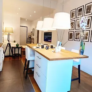 https://palermo-eleganza-in-centro-citta.palermohotels.org
